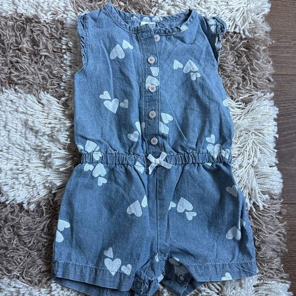 🤍NWOT Carter’s Heart Romper - Picture 1 of 7